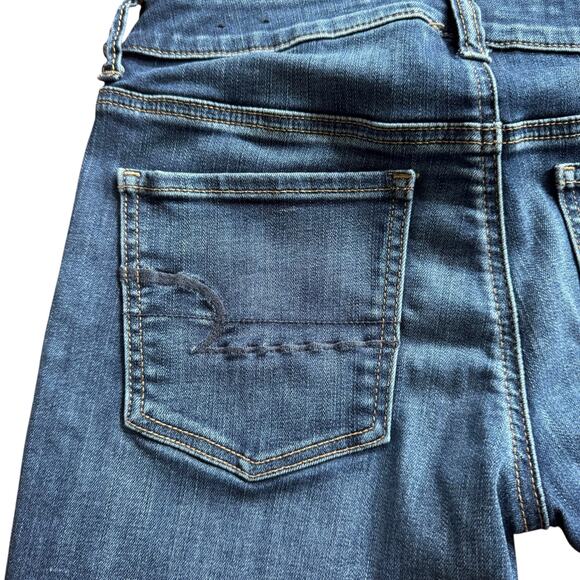 American Eagle Outfitters AE Denim Midi Jeans Shorts Stretch Raw Hem Dark Wash 4 - Picture 11 of 13